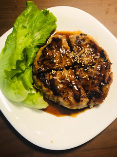 蒜味豬肉漢堡排 的食譜成品照片
