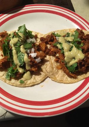 Una foto de Tacos al pastor de soya