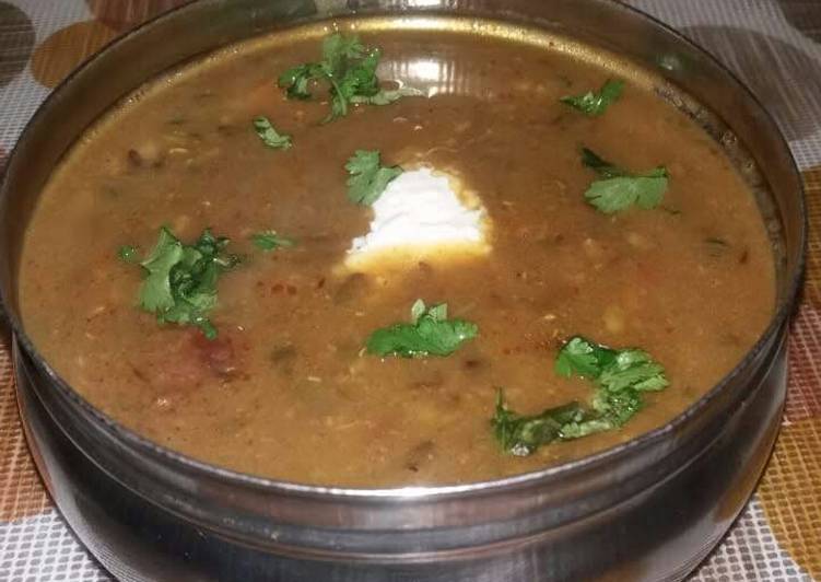 Steps to Prepare Favorite Dal makhni