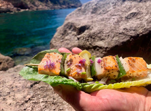 Foto principal de Brocheta de Salmón con Salsa Especial