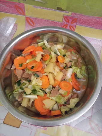 Langkah Gampang Membikin Resep Capcay bakso yang Lezat Sekali Anti Ribet, Lezat Sekali