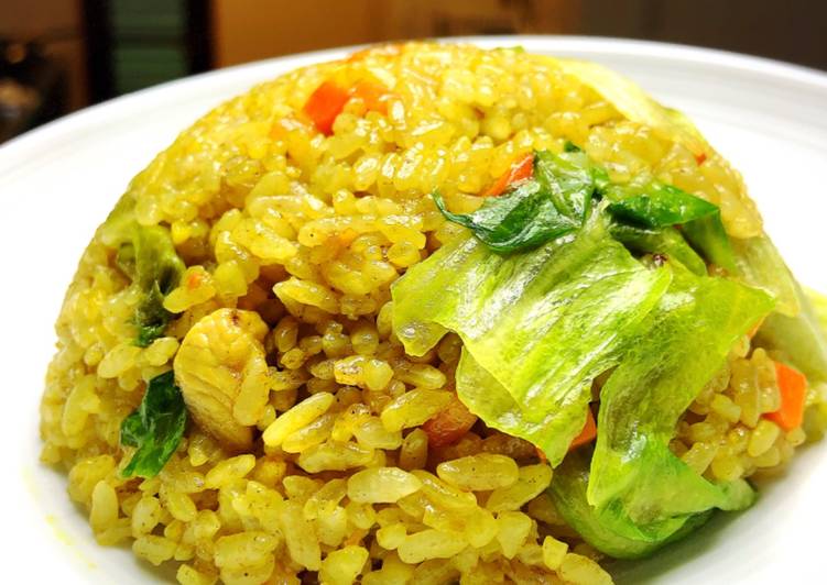 Easiest Way to Prepare Perfect Spicy fried rice with lettuce 🥬