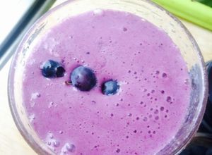 Une photo de Smoothie Myrtille & Fruits rouges