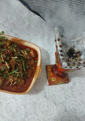 A picture of Mutton qorma / muslims party dish.