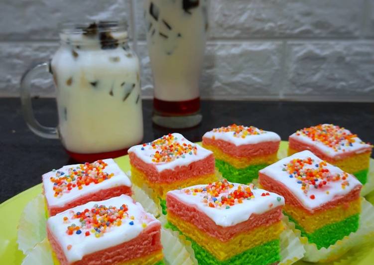 Steamed Rainbow Cake / Bolu Kukus Pelangi
