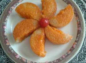 A picture of Eggless Vanilla twin flavour muffins.