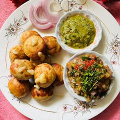 A picture of Litti Chokha.