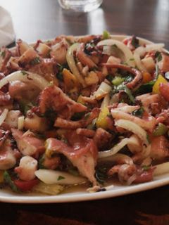 Foto de Salada de Polvo com Pimentos