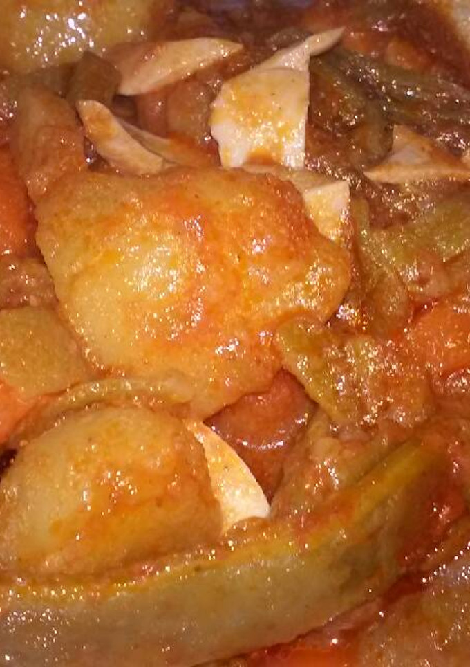 Una foto de Frejoles con patatas y zanahoria