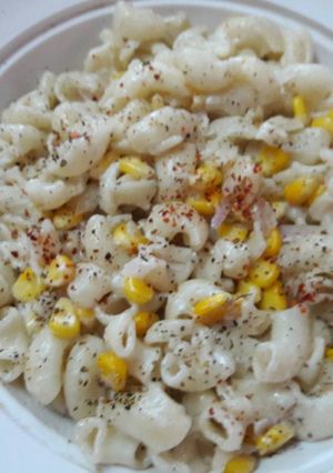 A picture of Jhatpat Macroni Salad.