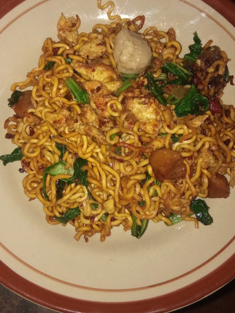 Cara Bikin Mie Goreng Telur Sawi Enak Terbaru