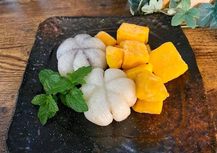 Recipe of Any-night-of-the-week Mango and Mangosteen