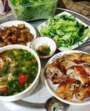 Canh móng tay nấu chua