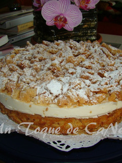 Una foto de Tarta crujiente de manzana con crumble