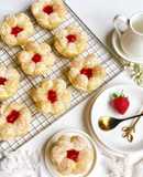 Valentine Puff Pastry Flowers with Strawberry