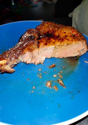 A picture of Tomahawk 840gr - Well Done.