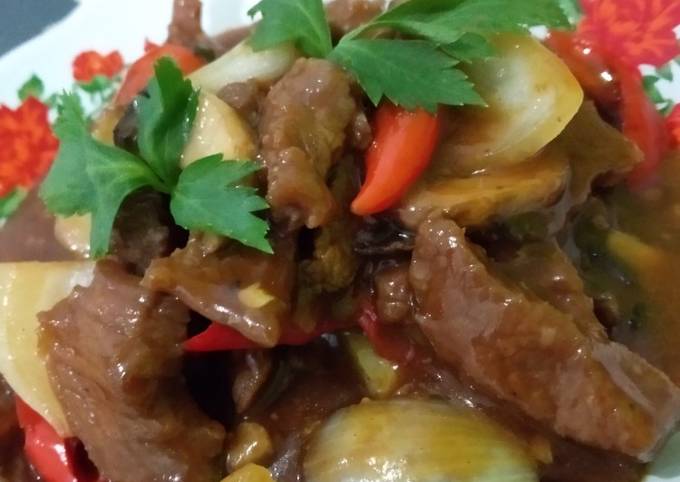Bagaimana Menyiapkan Tumis daging saos lada hitam Anti Gagal