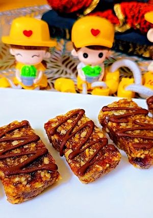 A picture of Sunflower seeds Energy Bars.