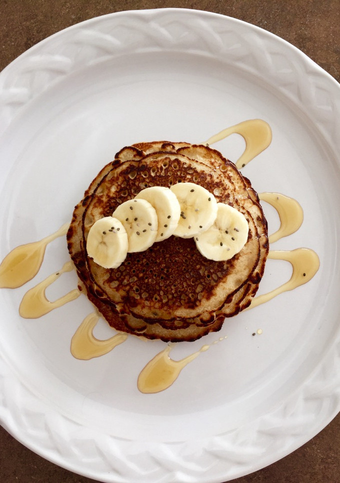 Una foto de Hot Cakes de Avena, plátano y almendra. ¡DELICIOSOS!