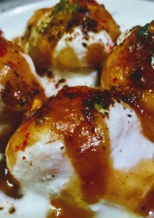 A picture of Moong dahi pakori.
