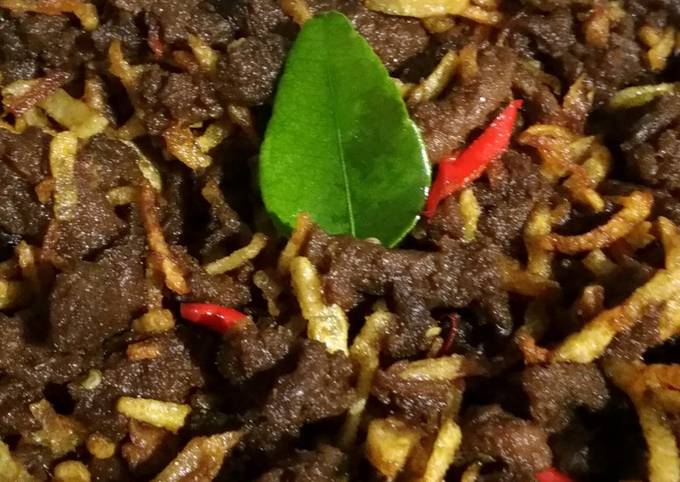 Resep 221. Daging Sapi Oseng Kentang oleh Mbak iik - Cookpad