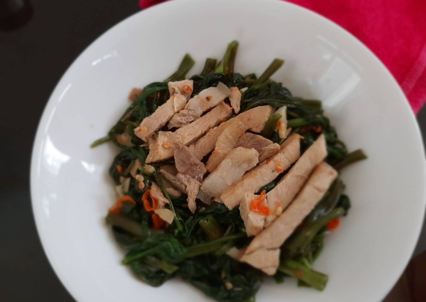 Kangkung masak babi