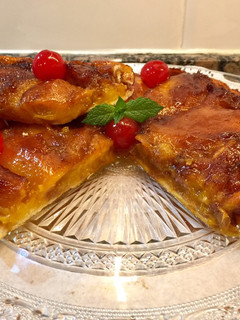 Una foto de Tarta de mango caramelizado
