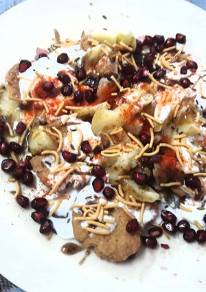 A picture of Papri Chat.