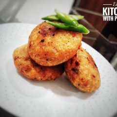 A picture of Stuffed Cheese Mushrooms Pattice.