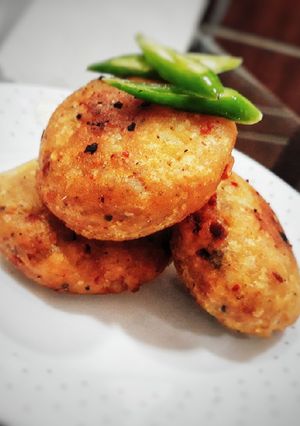 A picture of Stuffed Cheese Mushrooms Pattice.