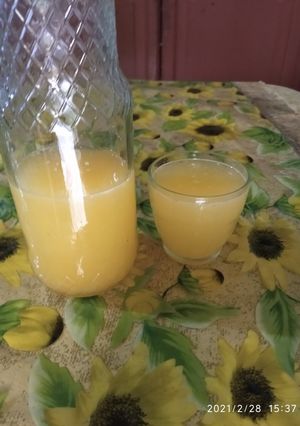 Une photo de Jus des agrumes (pamplemousse / orange 🍊/citron 🍋)