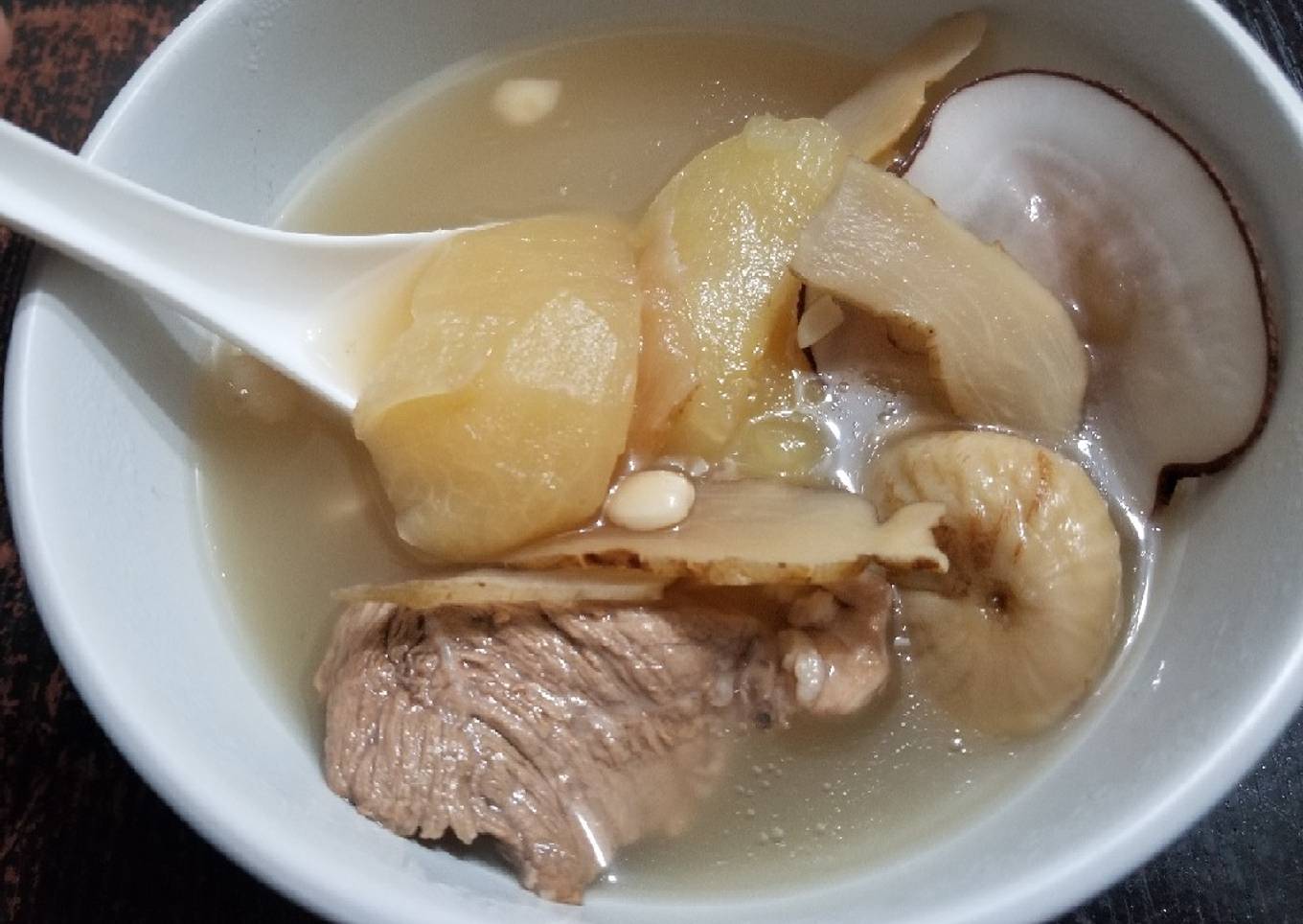 Moisturizing Chinese Apple Yuzhu Figs Soup 蘋果海底椰玉竹無花果湯