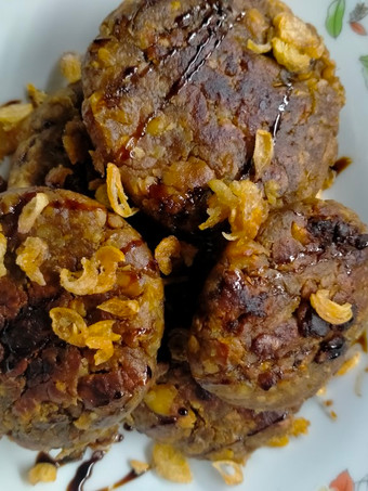 Langkah Mudah untuk Menyiapkan Steak tempe simple ala daging burger, Lezat Sekali