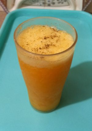 A picture of Mango juice 🍋🍋🍹🍸.