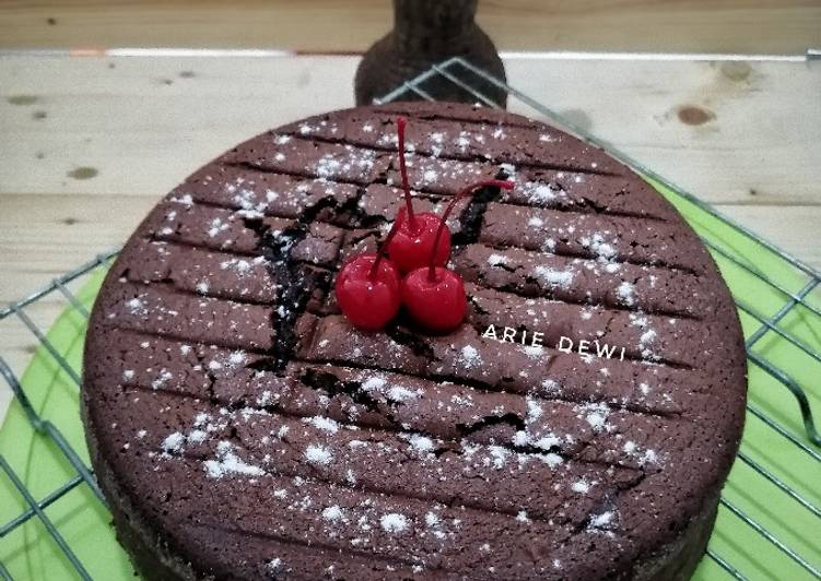 Resep Black Forest Cake/Cake Coklat/Base Cake yang Sempurna