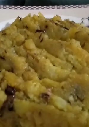 A picture of Aaloo ka bhurta (Mash potatoes).