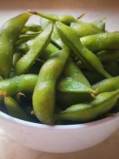 Foto resep Edamame rebus dengan teknik blanching