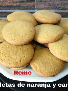 Una foto de Galletas de naranja y canela (sin huevo ni lácteos)