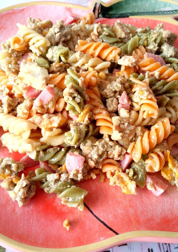 Una foto de Ensalada de pasta con olivada