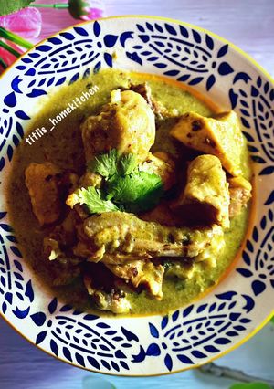 A picture of Green Chutney Chicken.