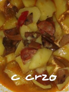 Una foto de Patatas y chorizo