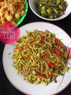 Foto resep Tumis Bunga Pepaya Teri