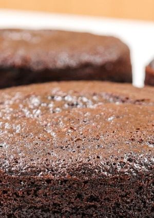 A picture of Vegan and GF Chocolate Cake.