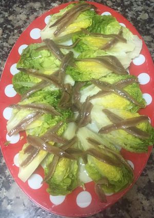 Una foto de Cogollicos de Tudela con filetes de anchoa del cantábrico