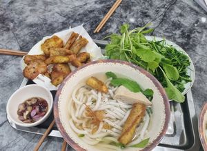 Hình của món Bánh Canh Cá Lóc Chiên.