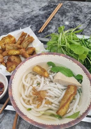 Hình của món Bánh Canh Cá Lóc Chiên.