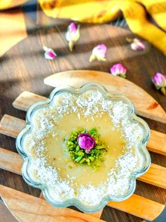 عکسی از دستور فرنی آرد نخودچی