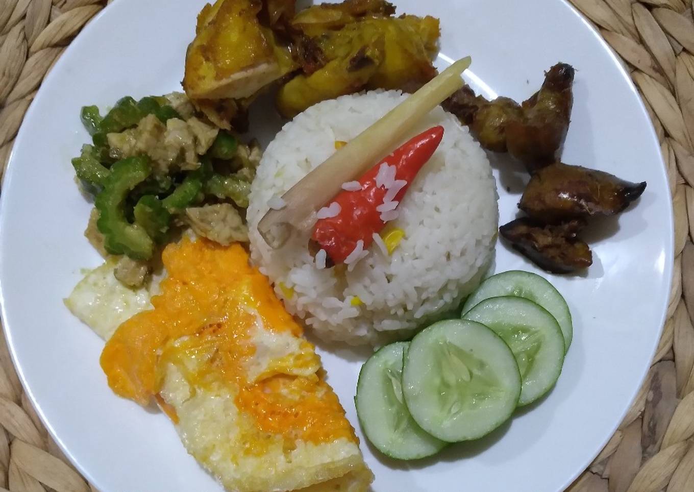 121. Nasi Liwet Komplit#MajicCom