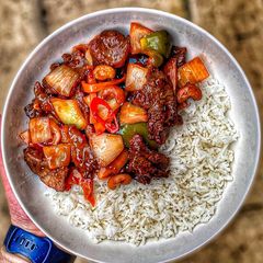 KUNG PAO BEEF w/ RICE A picture of KUNG PAO BEEF w/ RICE.