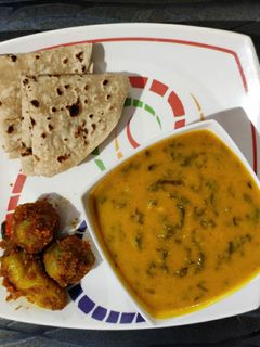 पालक दाल (Palak dal recipe in Hindi) रेसिपी मुख्य फोटो